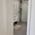 度假居 Und Vinoteka David *