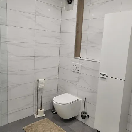 Tatil Evi Und Vinoteka David Smihel nad Pliberkom