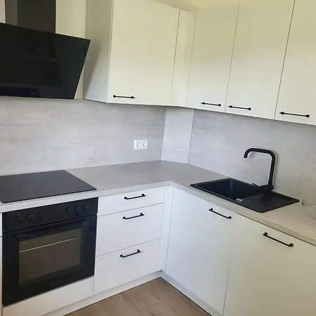 Und Vinoteka David בית נופש *