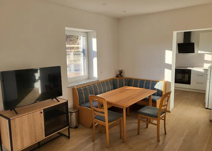 Und Vinoteka David Smihel nad Pliberkom